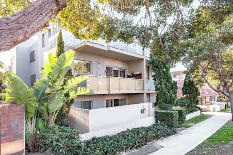 Bondi Beach Executive Penthouse - Hervey Bay Accommodation 0