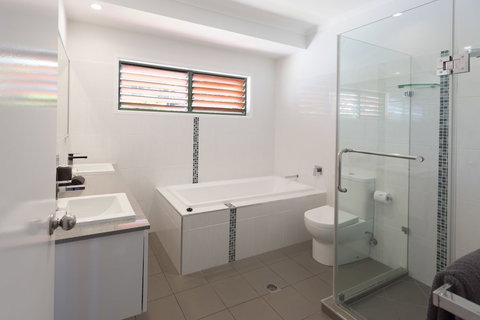 Casuarina 13 On Hamilton Island - Hervey Bay Accommodation 3