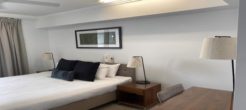 Airtrip Apartments On Carlyle St. Mackay - Hervey Bay Accommodation 4
