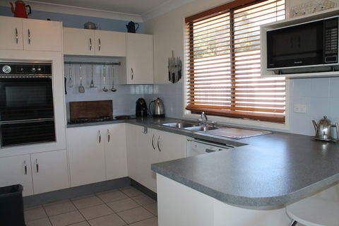 Casa La La Malua Bay - Tourism Hervey Bay 1