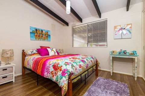 Magical Tomakin Getaway - Hervey Bay Accommodation 0
