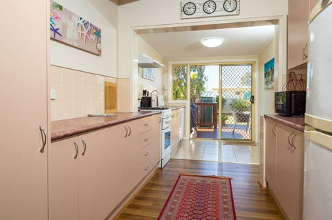 Magical Tomakin Getaway - Hervey Bay Accommodation 3