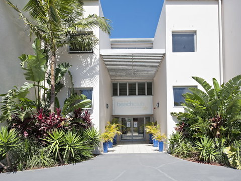 Shoal Bay Beachclub Apartments - Hervey Bay Accommodation 1