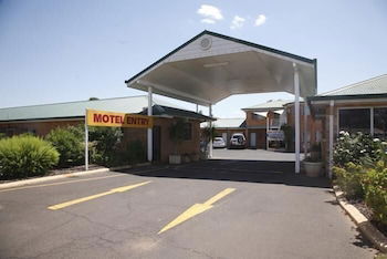 Across Country Motor Inn - Hervey Bay Accommodation 2