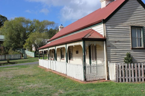 Lake Como Studio Daylesford - Hervey Bay Accommodation 6