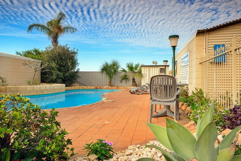 Osprey Holiday Village Unit 123 - Hervey Bay Accommodation 2