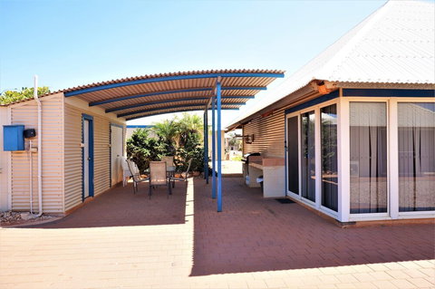 Osprey Holiday Village Unit 123 - Hervey Bay Accommodation 3