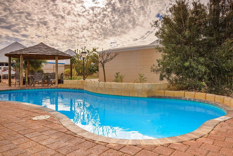 Osprey Holiday Village Unit 123 - Hervey Bay Accommodation 0