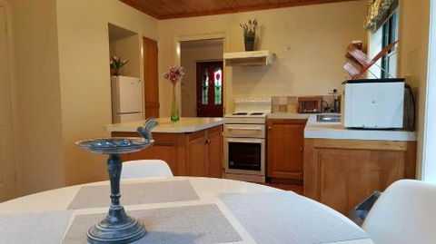 3 Batten Street - Hervey Bay Accommodation 3