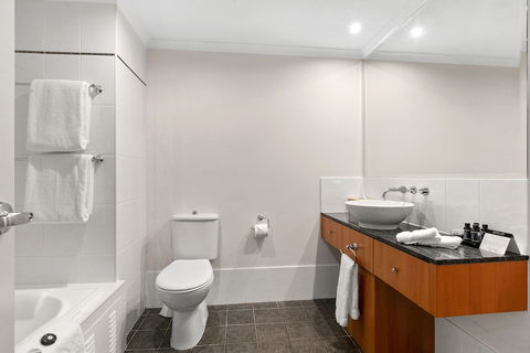 Poolside Apt In Alamanda Beachfront Resort 67 - Tourism Hervey Bay 6