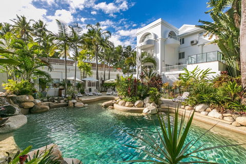 Poolside Apt In Alamanda Beachfront Resort 67 - Tourism Hervey Bay 1