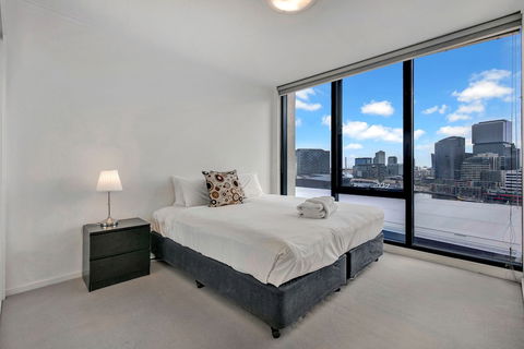 MJ Shortstay Whiteman St Apartments - Tourism Hervey Bay 3