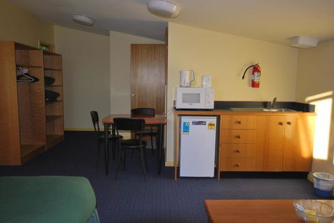 Alpine Heights 28 - Hervey Bay Accommodation 4