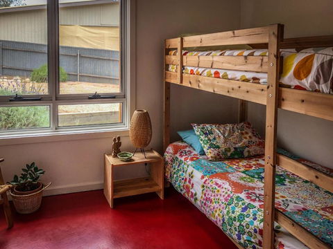 Samphire Beach House - Hervey Bay Accommodation 3
