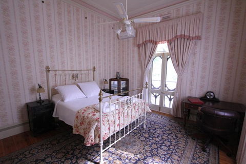Palm House - Hervey Bay Accommodation 2