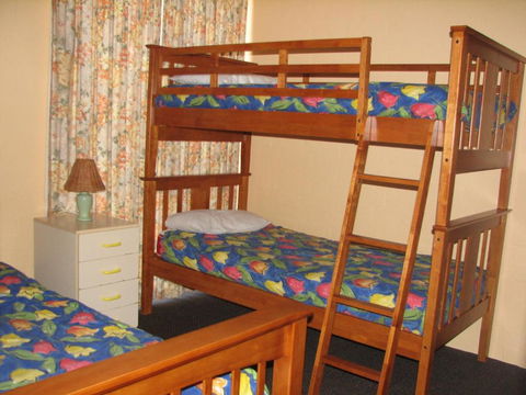 Kalbarri Riverview Resort Unit 33 - Hervey Bay Accommodation 4