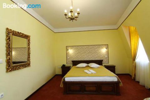 Mole Creek Lodge - Hervey Bay Accommodation 1