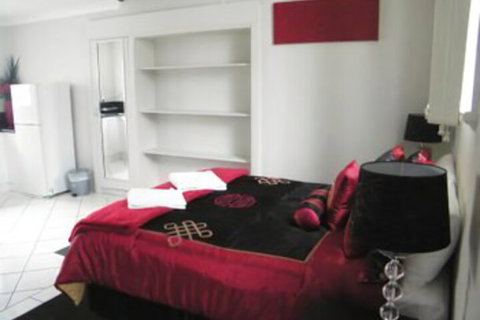 Apartments On The Park Glen Innes - Hervey Bay Accommodation 4