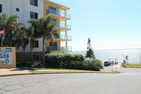 Regent Place Apartments - Hervey Bay Accommodation 1