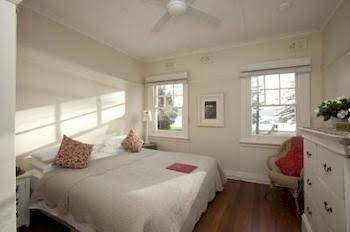 Barrenjoey House - Tourism Hervey Bay 0