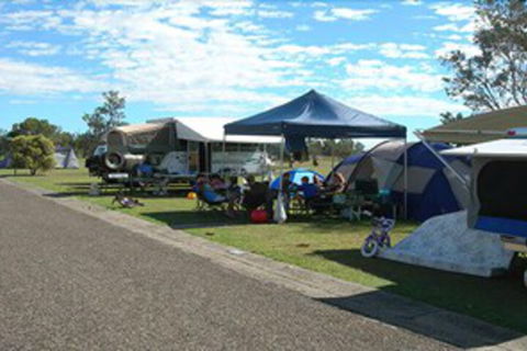 Lanis On The Beach - Old Bar - Hervey Bay Accommodation 6