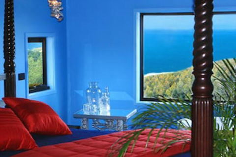 Acquus Zinga - Tourism Hervey Bay 0