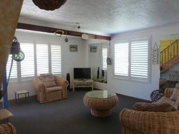 Sails Beach House Apartments Pottsville Beach - Tourism Hervey Bay 6