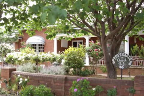 Rose Garden On Church BnB - Hervey Bay Accommodation 0