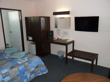 El Mexicali Motel - Hervey Bay Accommodation 4