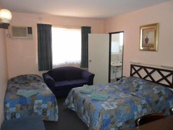 El Mexicali Motel - Hervey Bay Accommodation 1