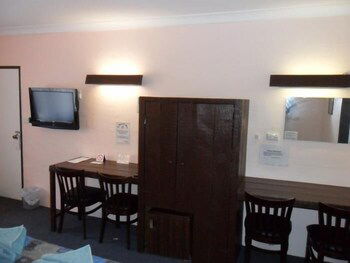 El Mexicali Motel - Hervey Bay Accommodation 6