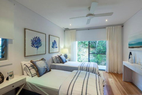 Vantage Over Byron - Hervey Bay Accommodation 3