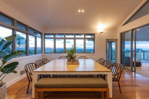 Vantage Over Byron - Hervey Bay Accommodation 4
