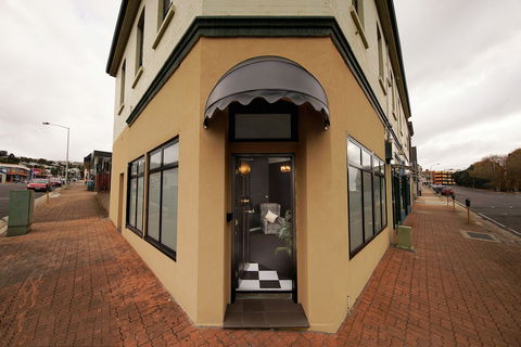 Burnie City Apartments - Hervey Bay Accommodation 2
