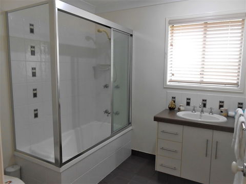 Koola Beach Apartments Bargara - Hervey Bay Accommodation 6