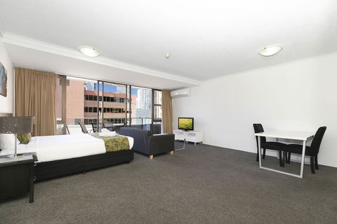 The Astor Apartments - Hervey Bay Accommodation 1