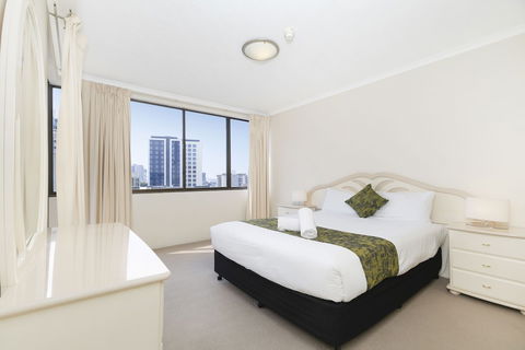 The Astor Apartments - Hervey Bay Accommodation 4