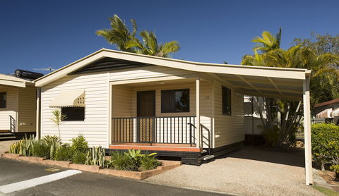 Brisbane Holiday Village - Hervey Bay Accommodation 0