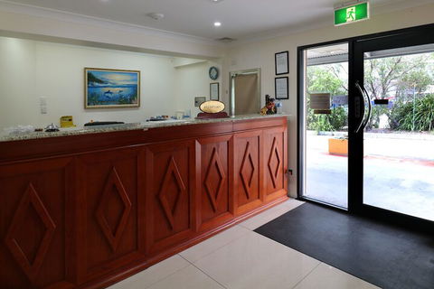 Novena Palms Motel - Tourism Hervey Bay 1