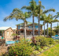 Captain's Quarters - Tourism Hervey Bay