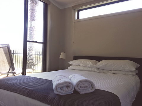 Anchorage Apartments Bermagui - Hervey Bay Accommodation 6
