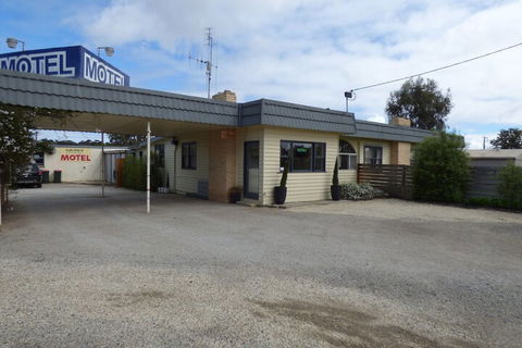 Calder Family Motel - Tourism Hervey Bay 2