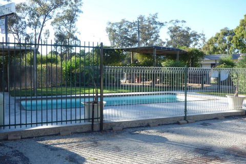 Calder Family Motel - Tourism Hervey Bay 4