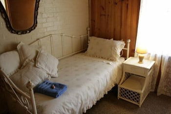 A Settler's Cottage - Hervey Bay Accommodation 3