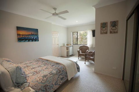 Batemans Bay Manor - Hervey Bay Accommodation 6