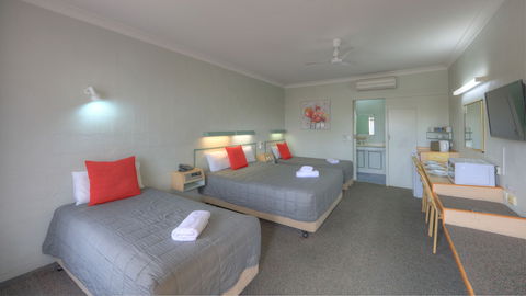 Alluna Motel - Hervey Bay Accommodation 2