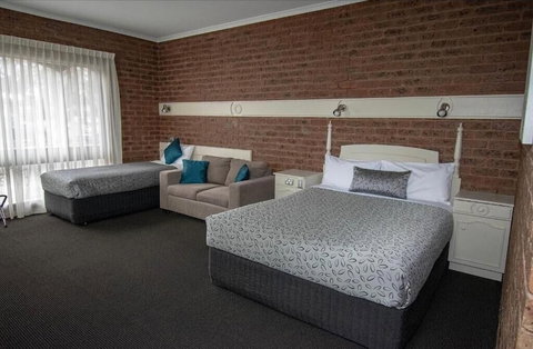 Albury Townhouse Motel - Hervey Bay Accommodation 6
