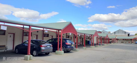 Hume Inn Motel - Hervey Bay Accommodation 0
