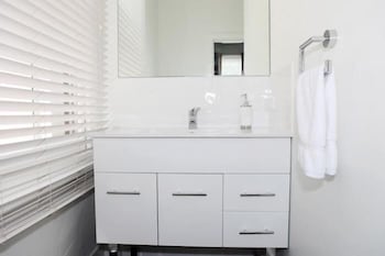 Albany Central Apartments - Hervey Bay Accommodation 0