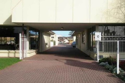 Glenelg Motel - Hervey Bay Accommodation 1